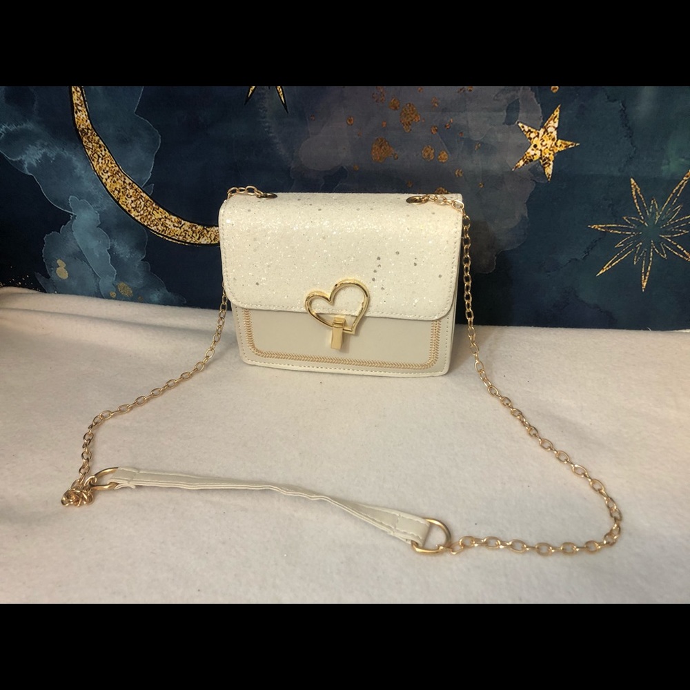White vanilla Beautiful sequence mini purse